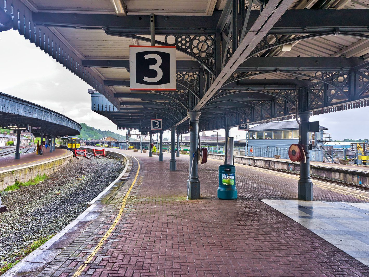 CORK TO COBH SERVICE AT KENT TRAIN STATION [2 YEARS BEFORE THE STATION WAS BADLY DAMAGED BY A FREAK STORM] 0013