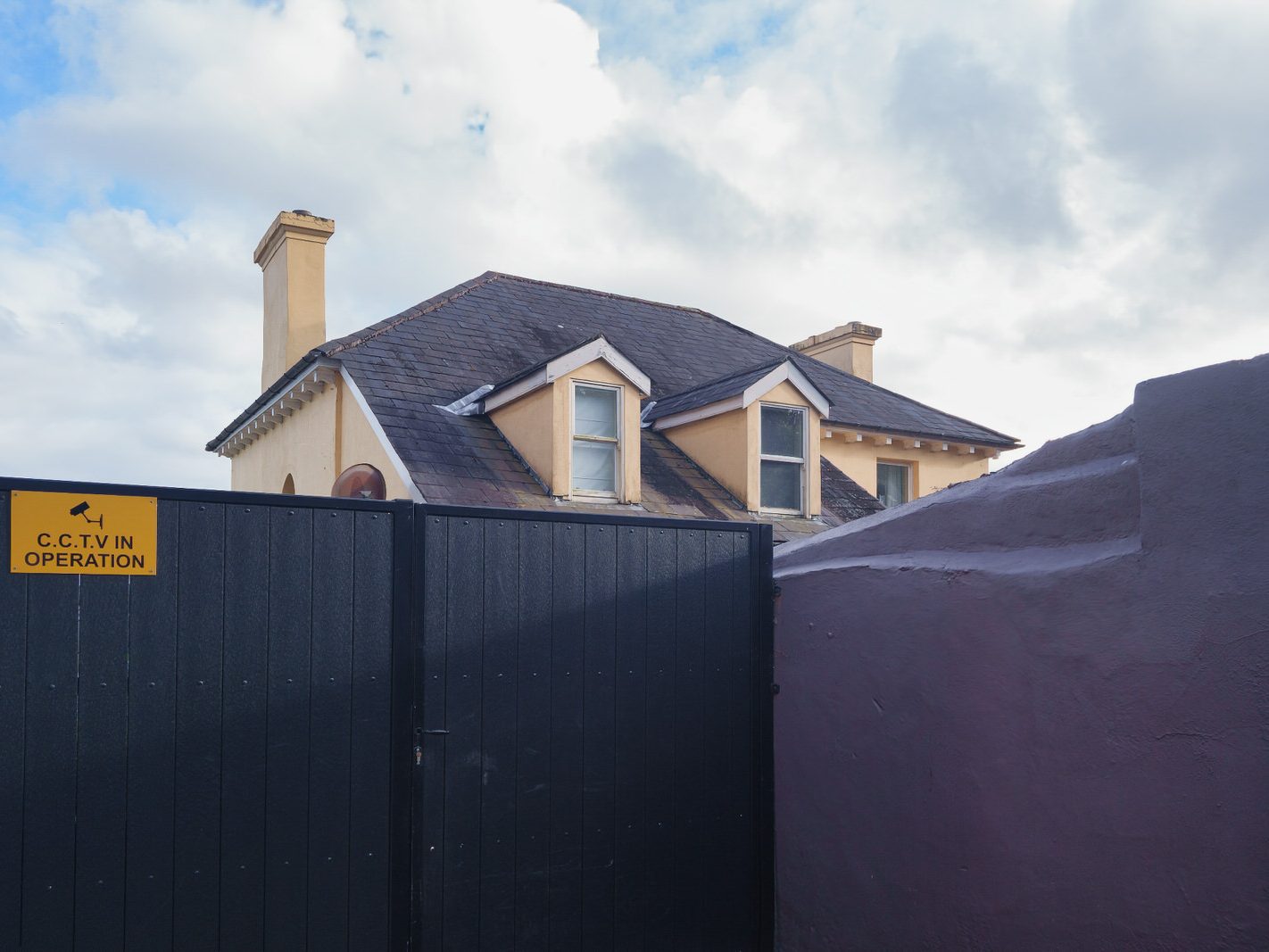 DIFFERENT VIEWS OF GABRIEL HOUSE [PHOTOGRAPHED USING A SONY RX0 CAMERA] 001