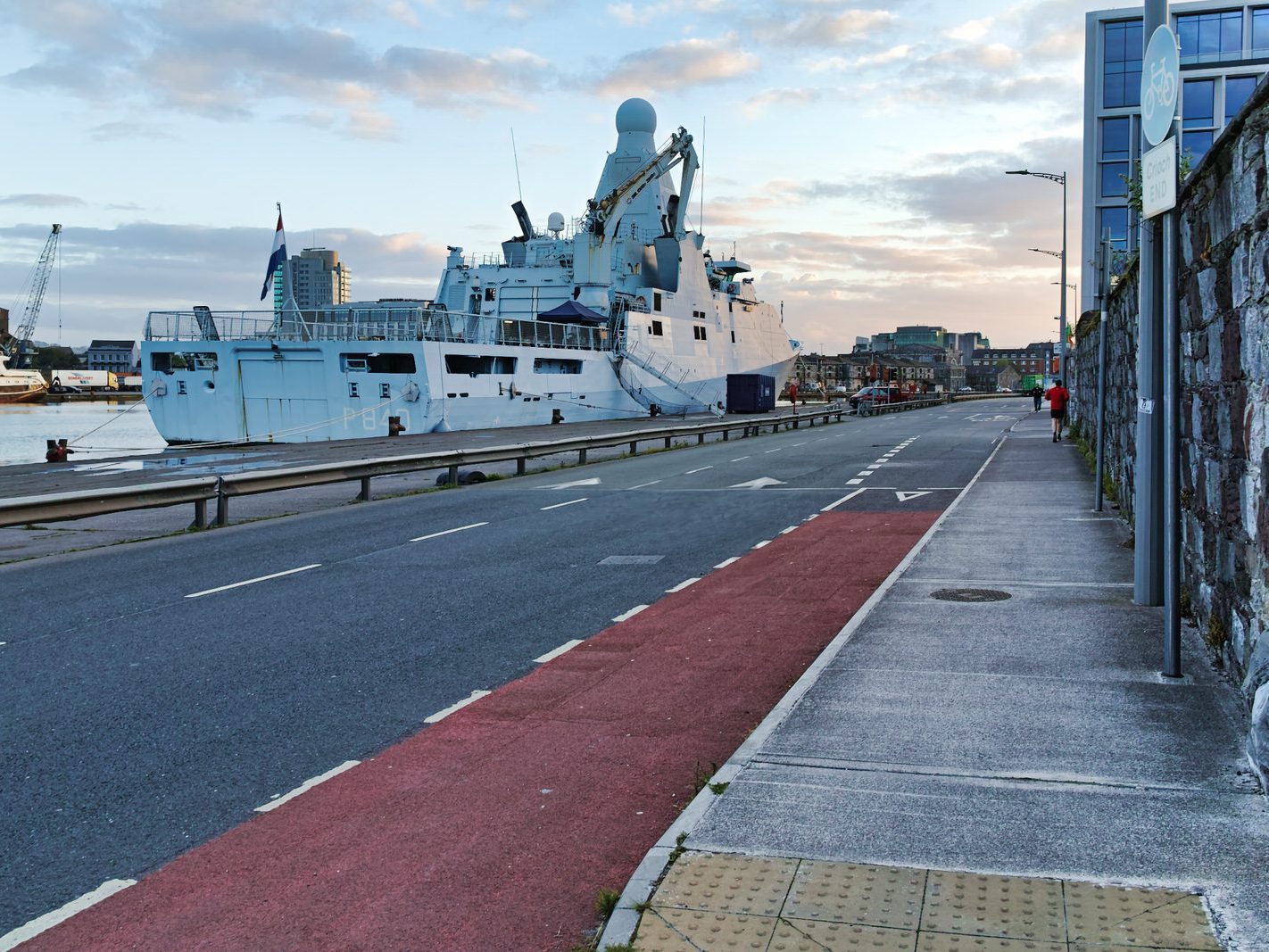 DUTCH PATROL VESSEL P840 NAMED HOLLAND AT HOGAN QUAY IN CORK 009