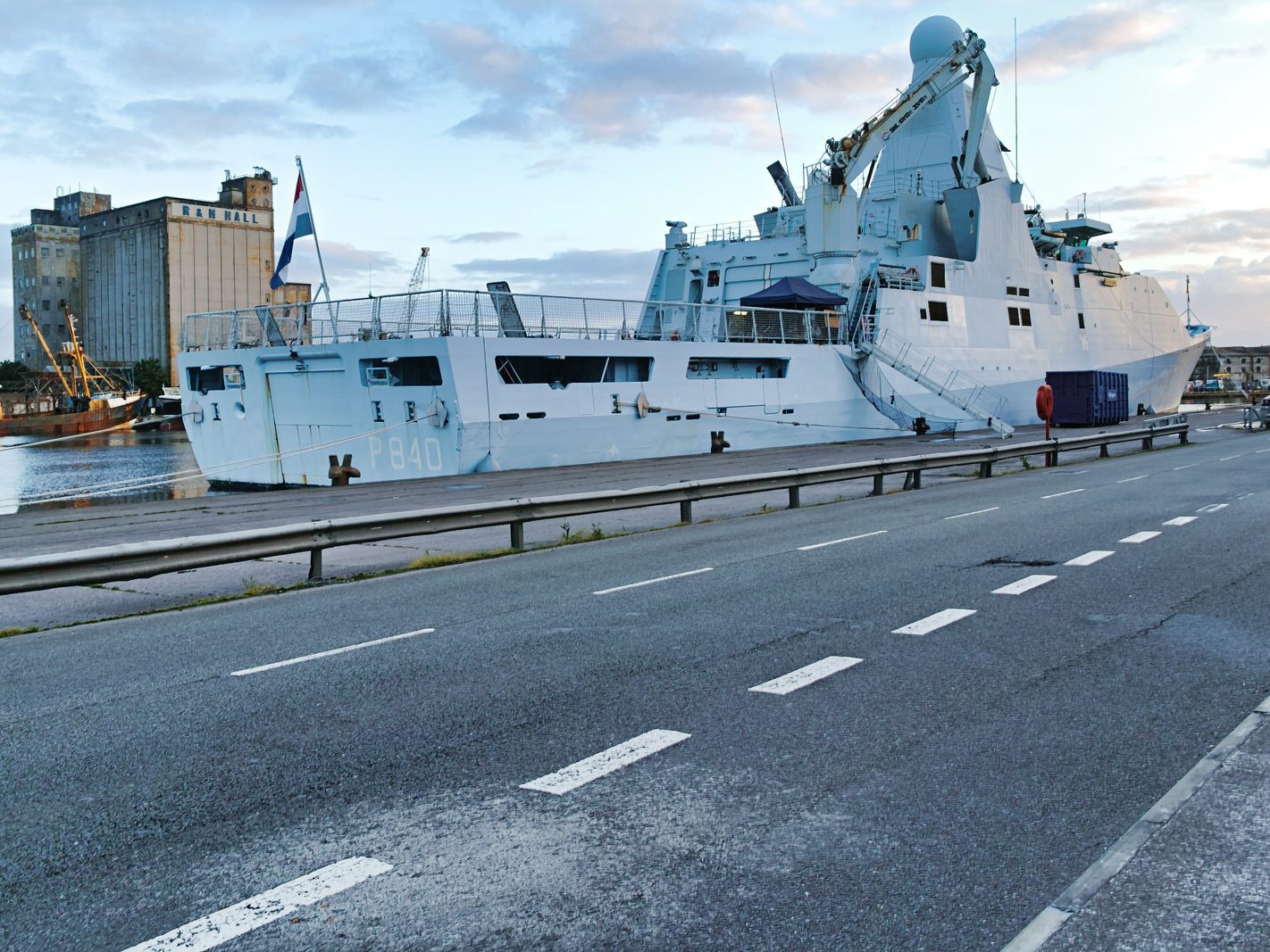 DUTCH PATROL VESSEL P840 NAMED HOLLAND AT HOGAN QUAY IN CORK 008