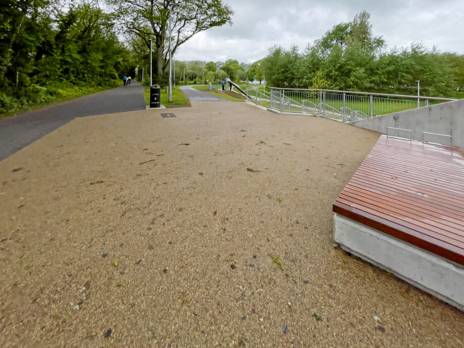 HOLLAND PARK IN CORK HAS CHANGED SINCE MY LAST VISIT [CORK CITY TO PASSAGE WEST GREENWAY] 009