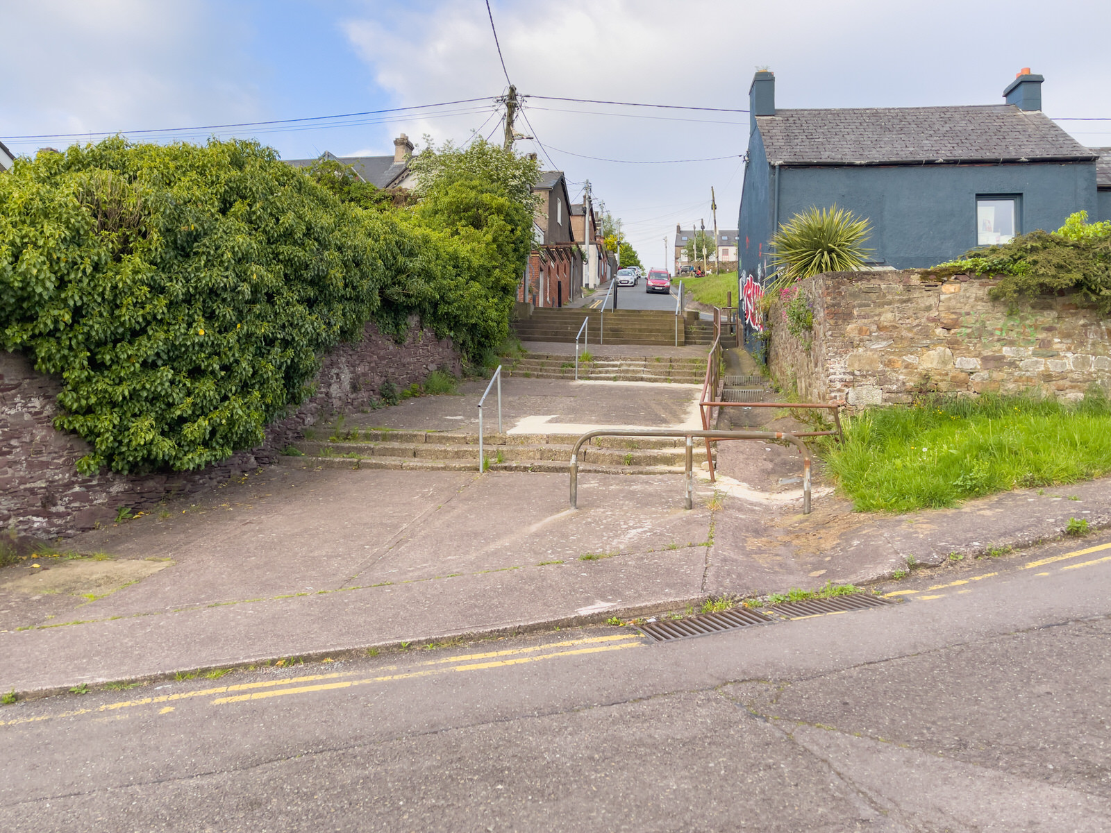 I WALKED ALONG RICHMOND HILL [FROM THE FEVER HOSPITAL STEPS TO HARDWICK STREET] 004