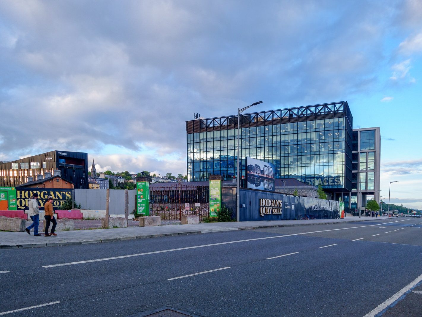 NOT LONG BEFORE SUNSET I VISITED HOGAN'S QUAY [I USED A SONY RX0 CAMERA] 003