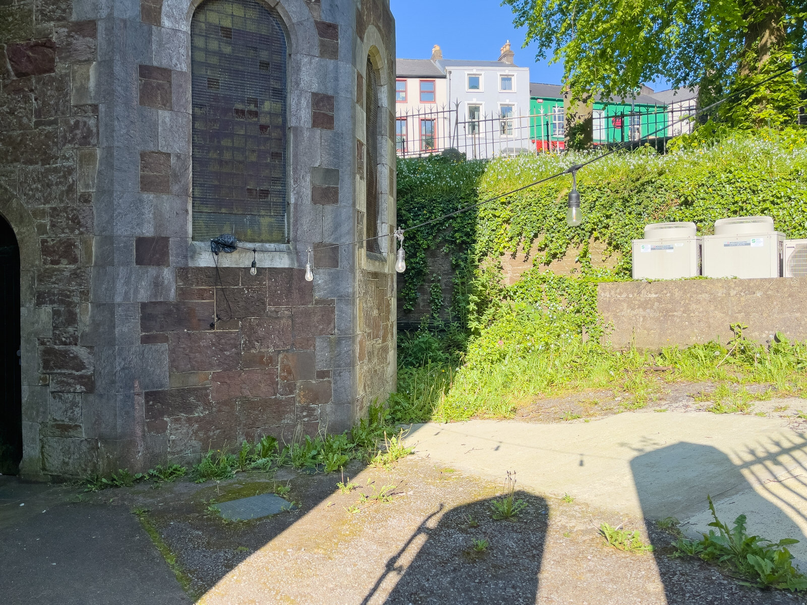 O'MAHONEY'S AVENUE [FEATURES AN ESB ELECTRICITY SUB-STATION] 009