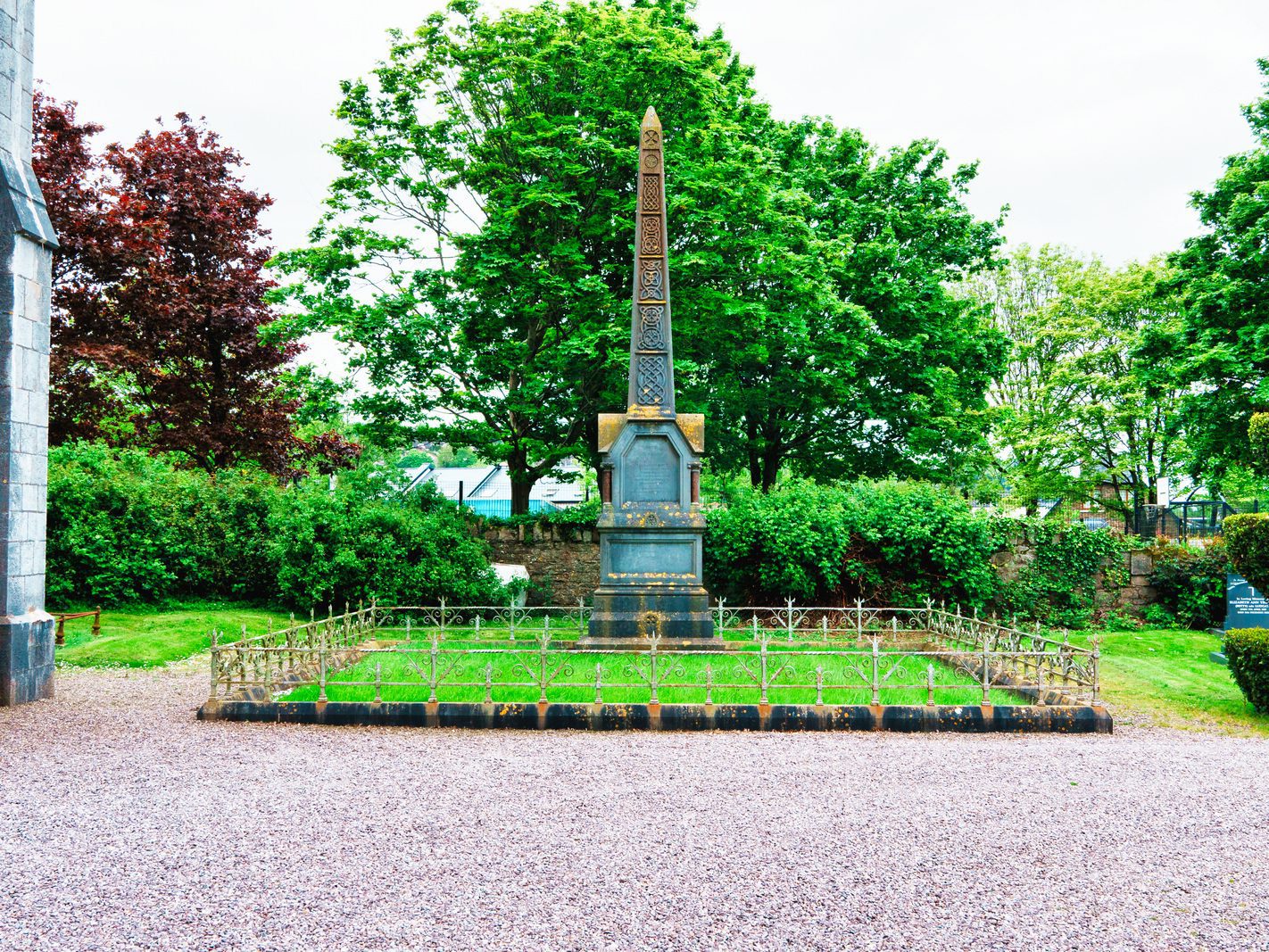 ST LUKE'S CHURCH OF IRELAND GRAVEYARD IN DOUGLAS COUNTY CORK [EXAMPLES OF OBELISKS] 016
