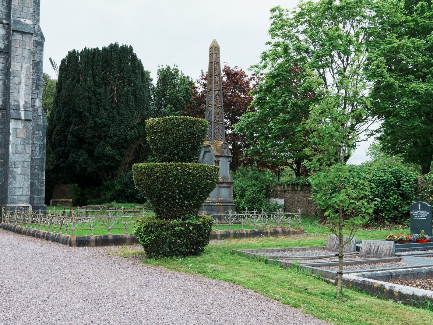 ST LUKE'S CHURCH OF IRELAND GRAVEYARD IN DOUGLAS COUNTY CORK [EXAMPLES OF OBELISKS] 020
