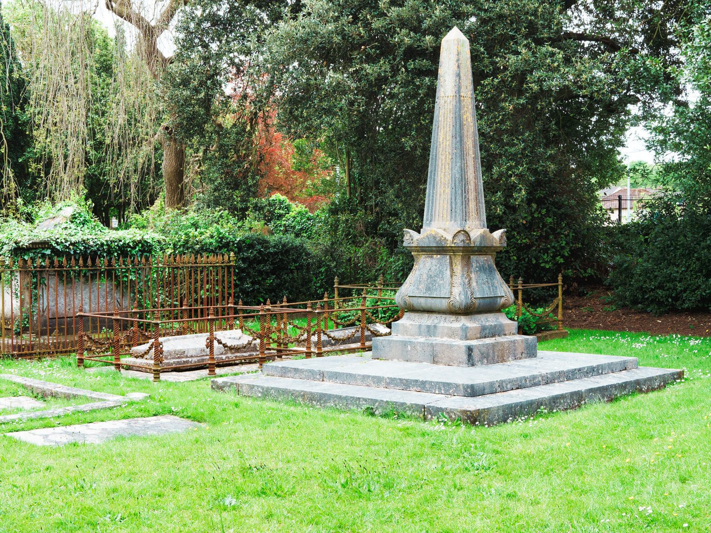 ST LUKE'S CHURCH OF IRELAND GRAVEYARD IN DOUGLAS COUNTY CORK [EXAMPLES OF OBELISKS] 013