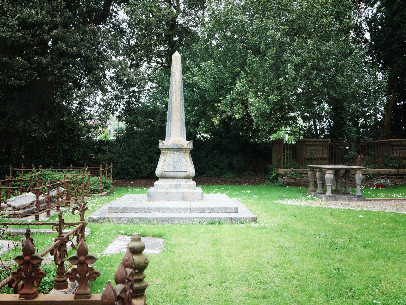 ST LUKE'S CHURCH OF IRELAND GRAVEYARD IN DOUGLAS COUNTY CORK [EXAMPLES OF OBELISKS] 014