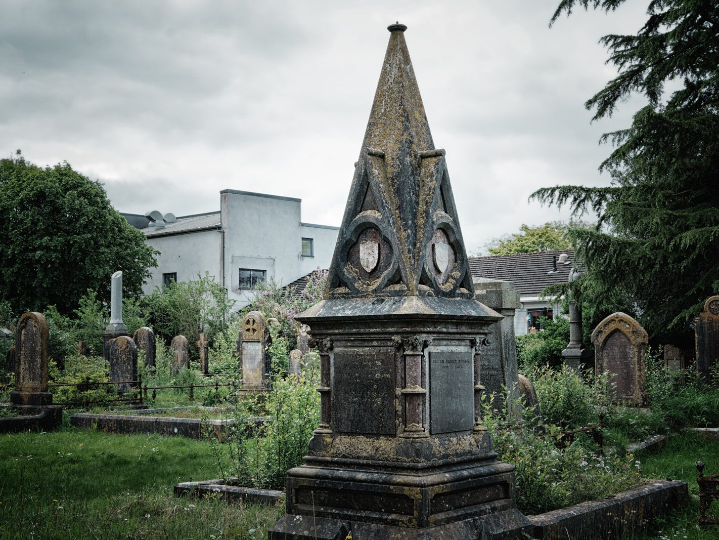 ST LUKE'S CHURCH OF IRELAND GRAVEYARD IN DOUGLAS COUNTY CORK [EXAMPLES OF OBELISKS] 010