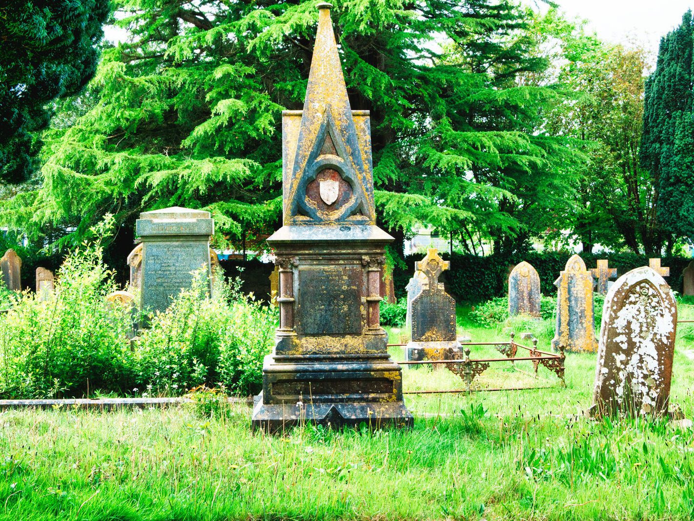 ST LUKE'S CHURCH OF IRELAND GRAVEYARD IN DOUGLAS COUNTY CORK [EXAMPLES OF OBELISKS] 011