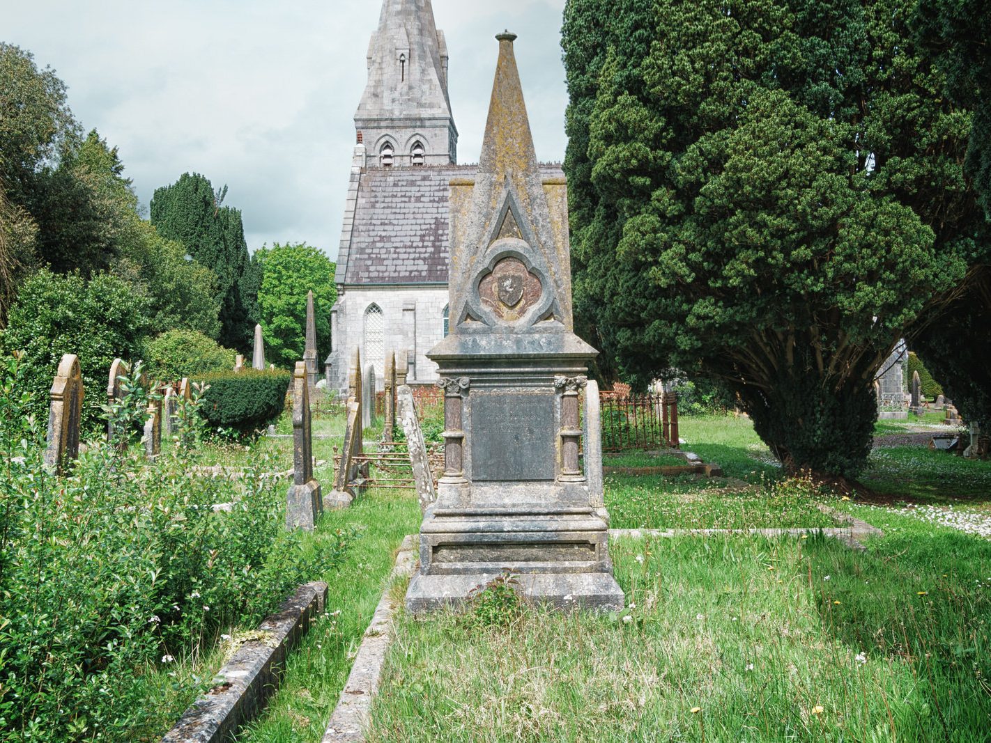 ST LUKE'S CHURCH OF IRELAND GRAVEYARD IN DOUGLAS COUNTY CORK [EXAMPLES OF OBELISKS] 012