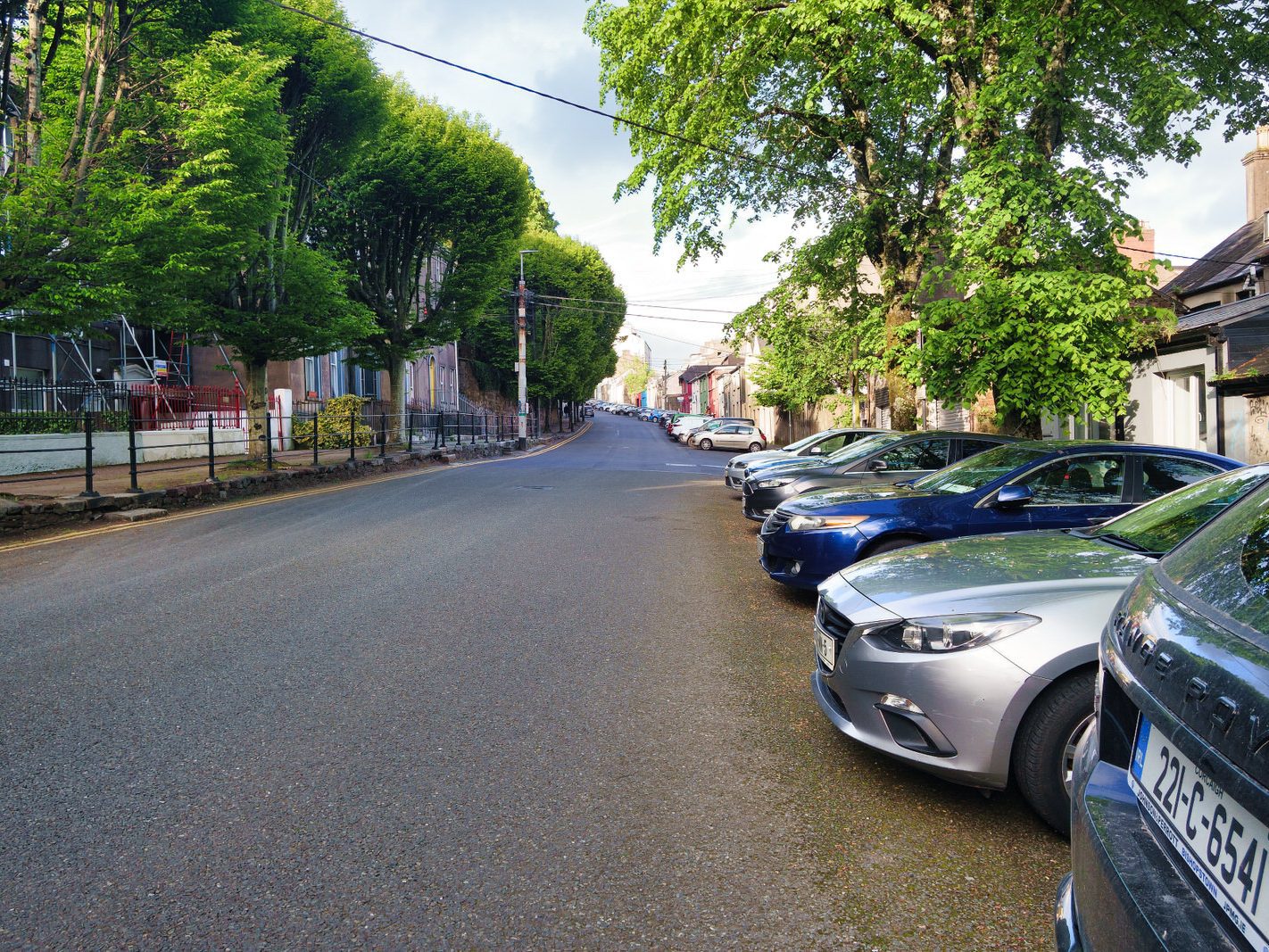 WALKING ALONG WELLINGTON ROAD AND SIDNEY PLACE [IS THIS PART OF THE VICTORIAN QUARTER] 028