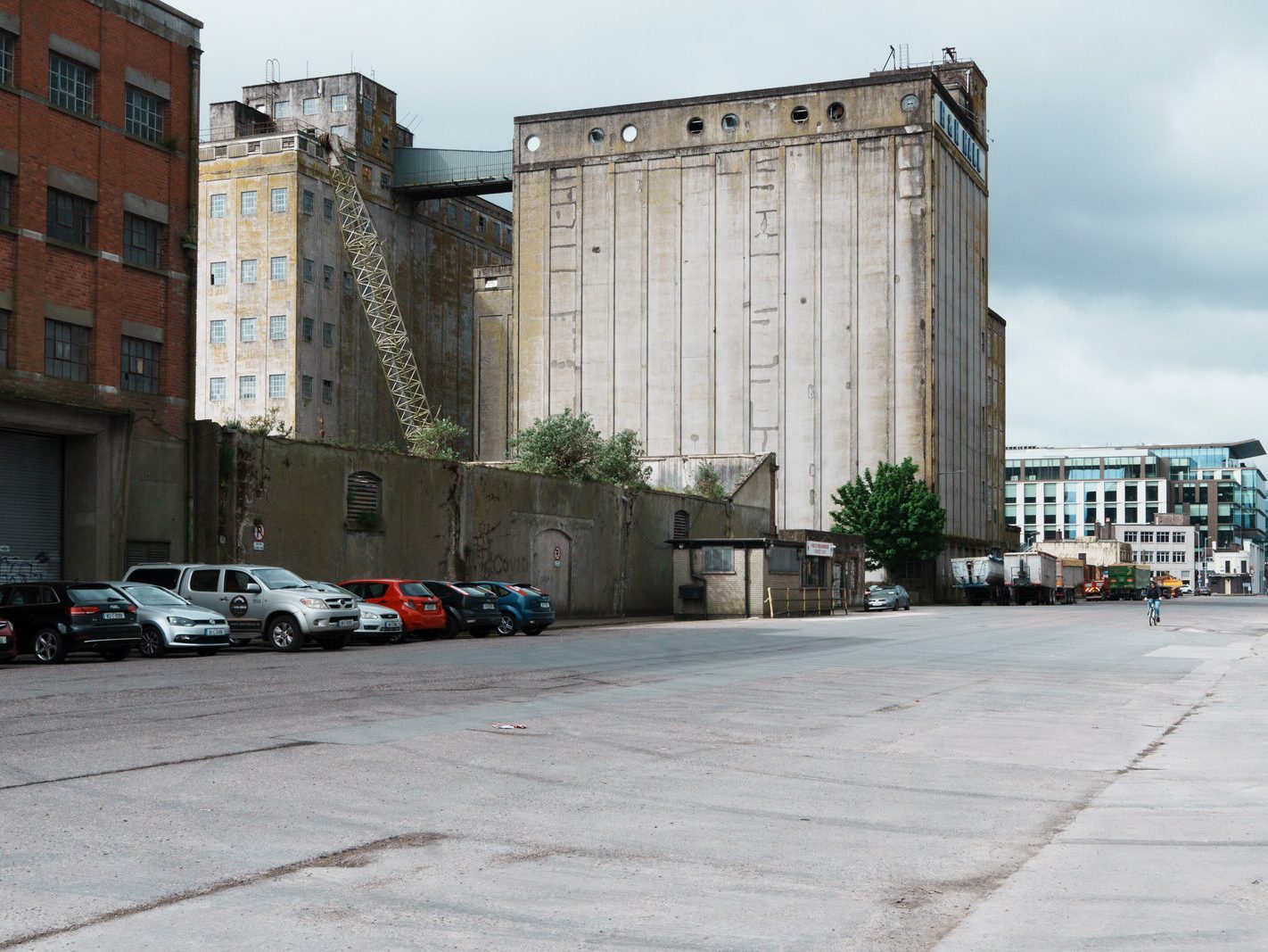 EVERY TIME I VISIT CORK IT RAINS [KENNEDY QUAY SECONDS BEFORE A THUNDER STORM ARRIVED] 020