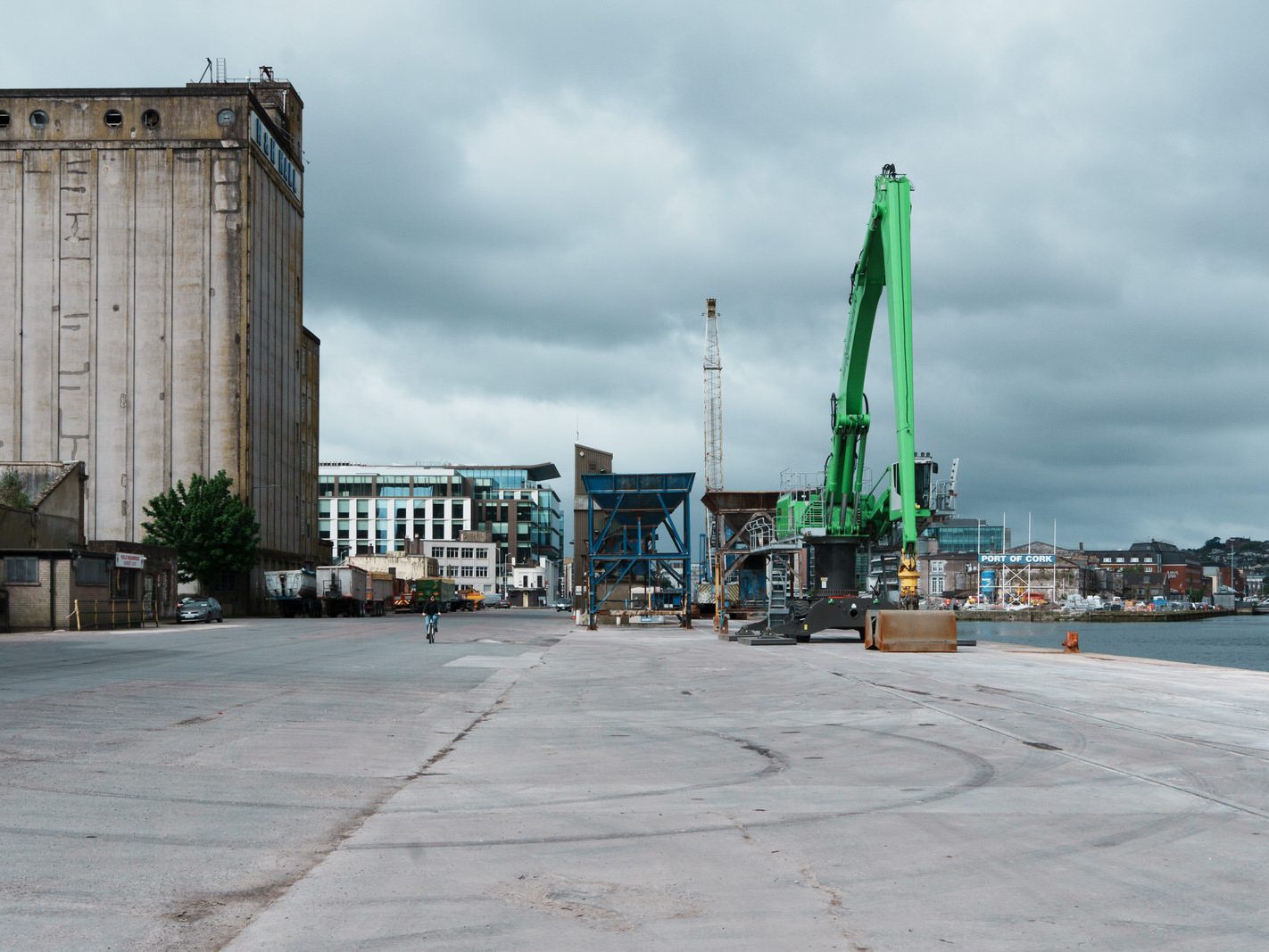 EVERY TIME I VISIT CORK IT RAINS [KENNEDY QUAY SECONDS BEFORE A THUNDER STORM ARRIVED] 025