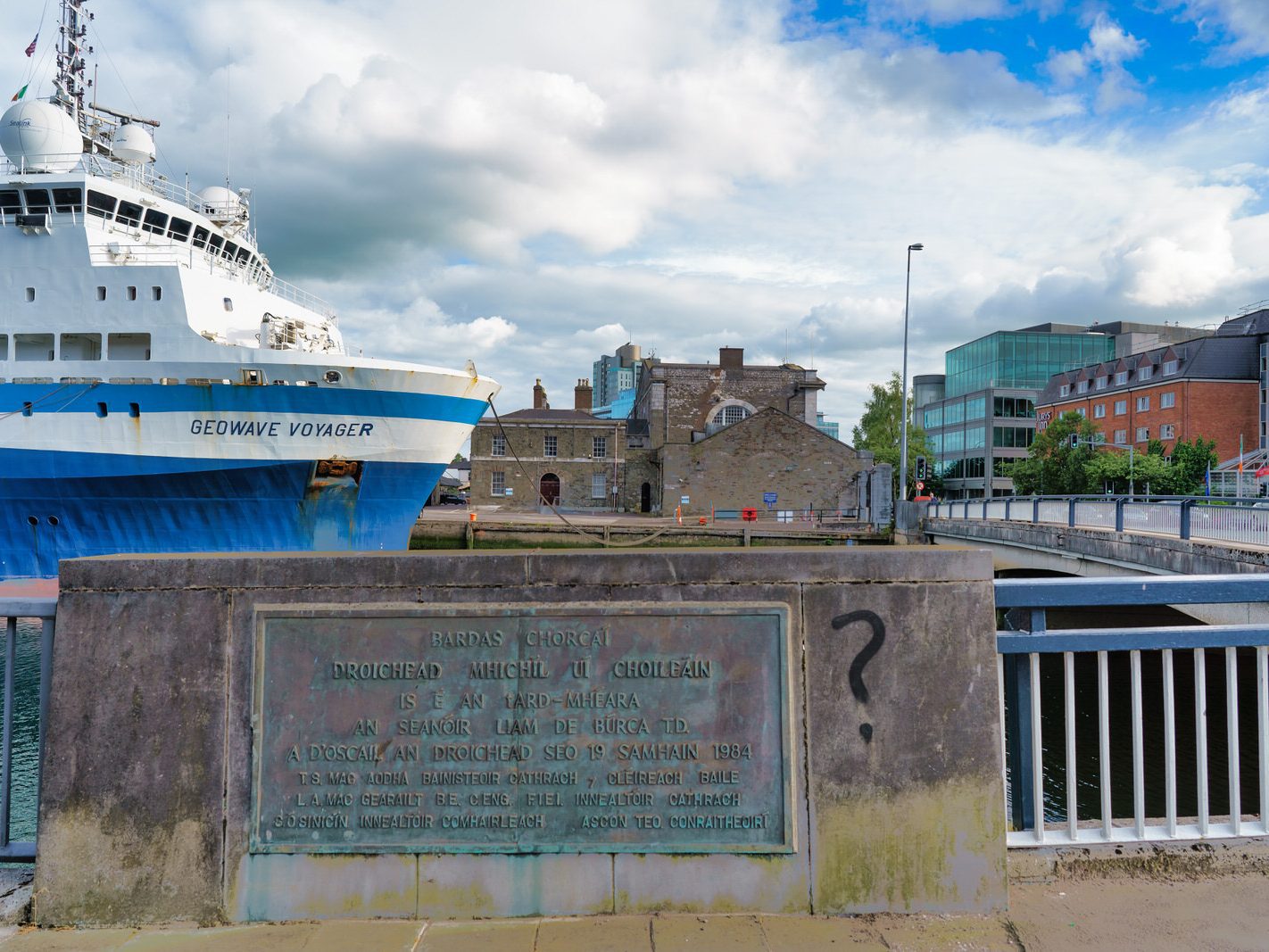 GEOWAVE VOYAGER LATER RENAMED EAGLE EXPLORER IMO 9381299 [AT CUSTOM HOUSE QUAY IN CORK JULY 2016] 006