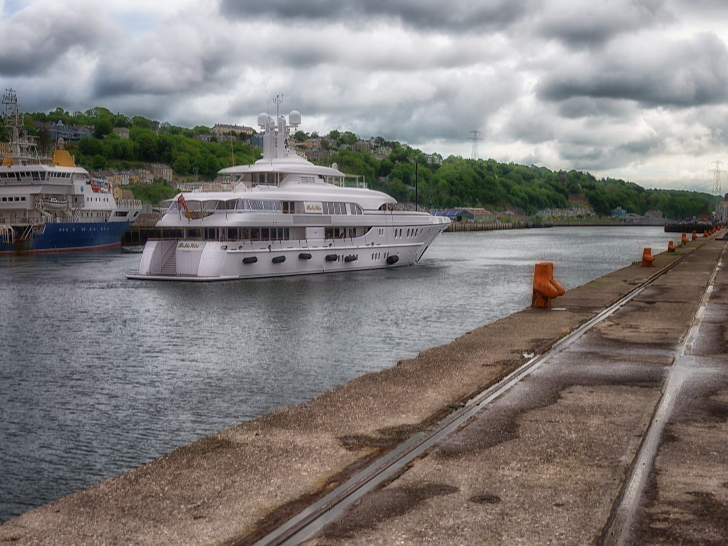 THE BELLA VITA SAILING FROM KENNEDY QUAY IN CORK 007