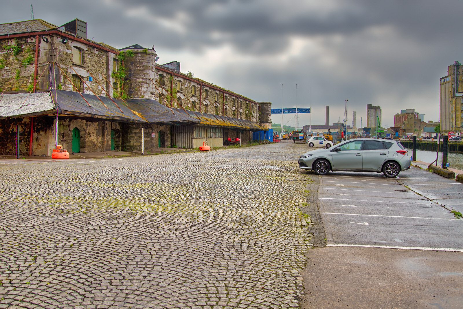 CUSTOM HOUSE HOUSE QUAY [I PHOTOGRAPHED THE AREA AND NEARBY IN JULY 2022] 006