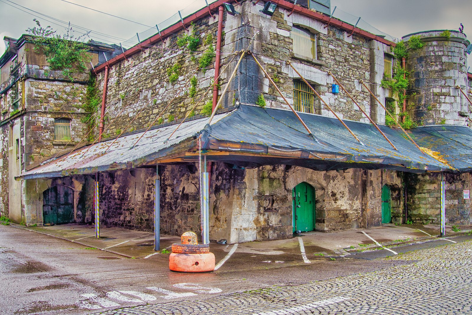 CUSTOM HOUSE HOUSE QUAY [I PHOTOGRAPHED THE AREA AND NEARBY IN JULY 2022] 005