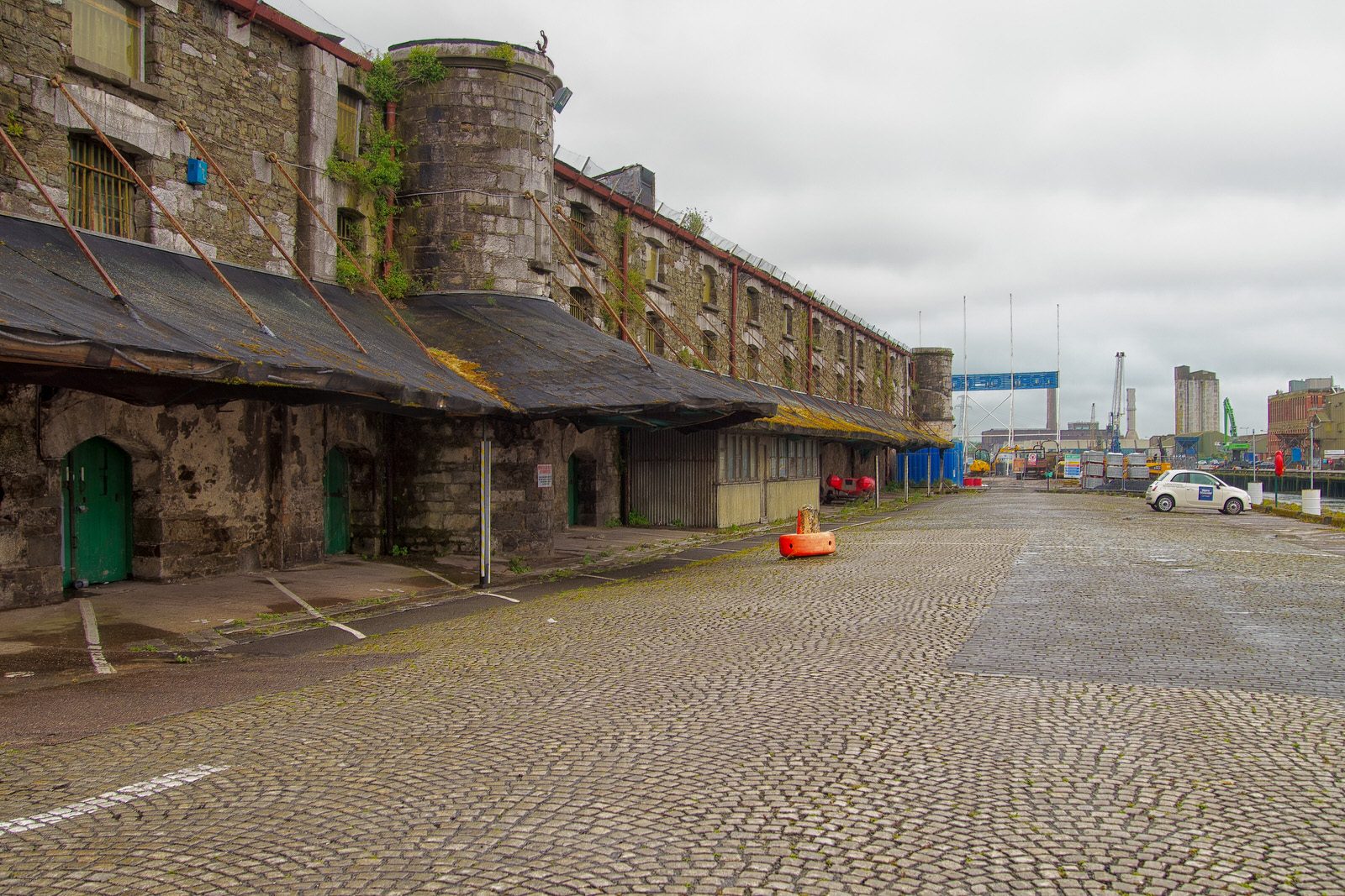 CUSTOM HOUSE HOUSE QUAY [I PHOTOGRAPHED THE AREA AND NEARBY IN JULY 2022] 004