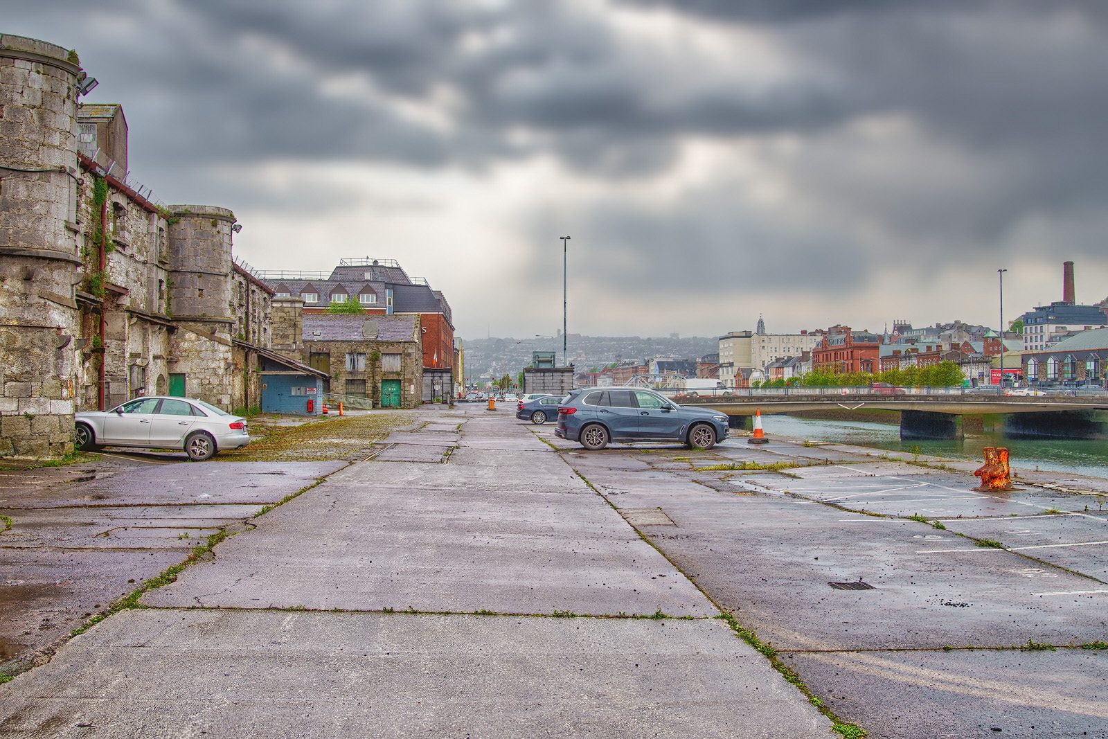 CUSTOM HOUSE HOUSE QUAY [I PHOTOGRAPHED THE AREA AND NEARBY IN JULY 2022] 015