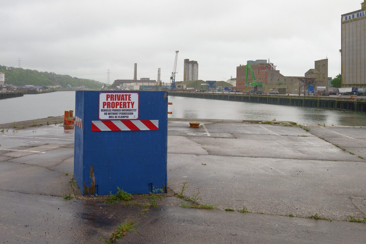 CUSTOM HOUSE HOUSE QUAY [I PHOTOGRAPHED THE AREA AND NEARBY IN JULY 2022] 021