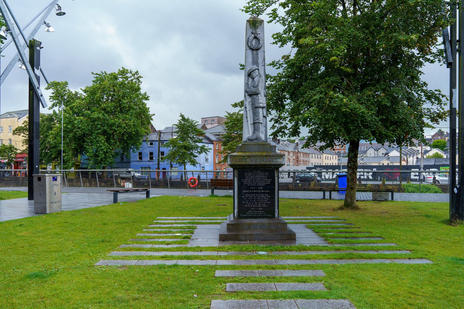 THE GREAT WAR MEMORIAL [THE SOUTH MALL IN CORK CITY] 001