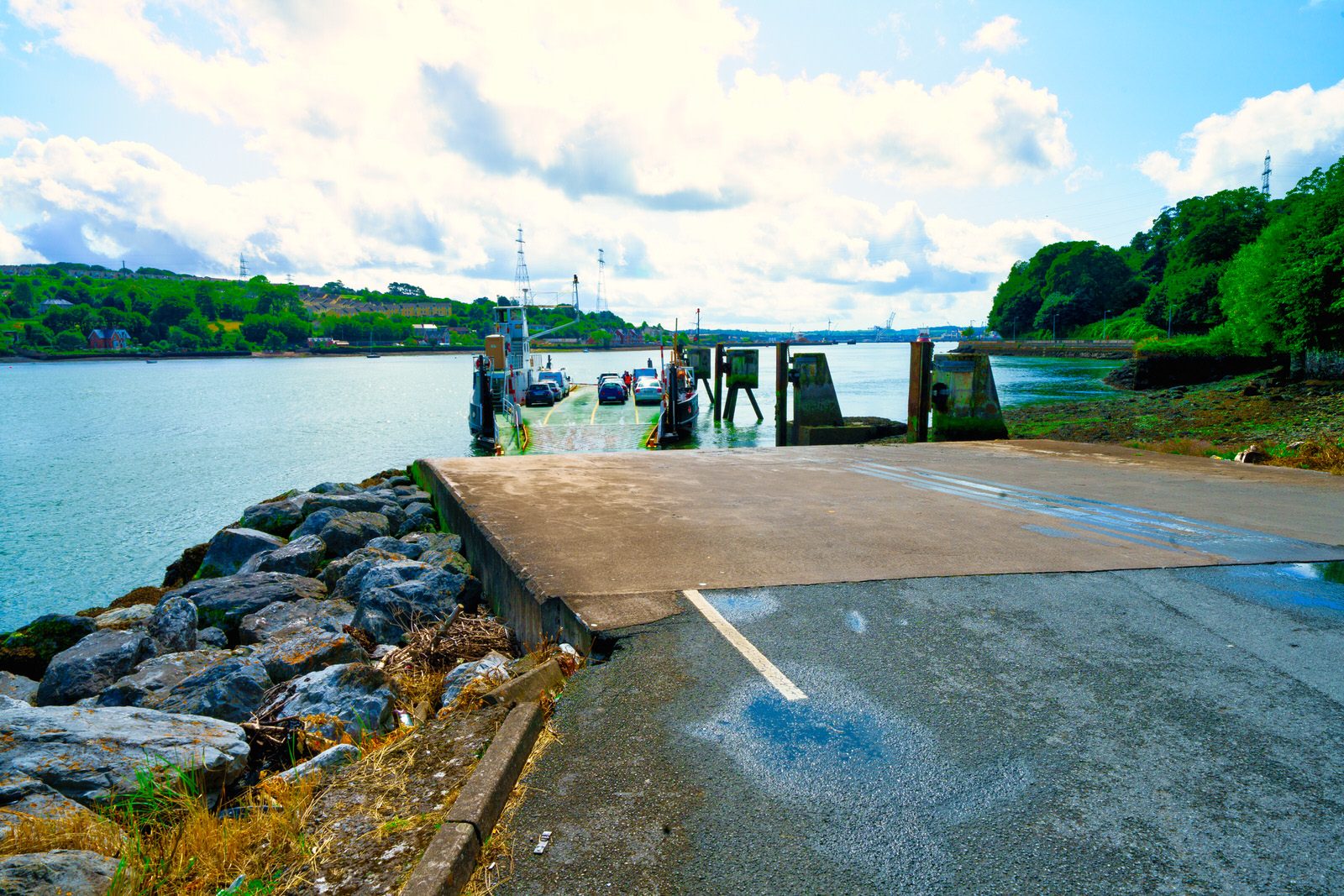 CROSS RIVER FERRY SERVICE IN CORK [GLENBROOK AND CARRIGALOE]-224581-1