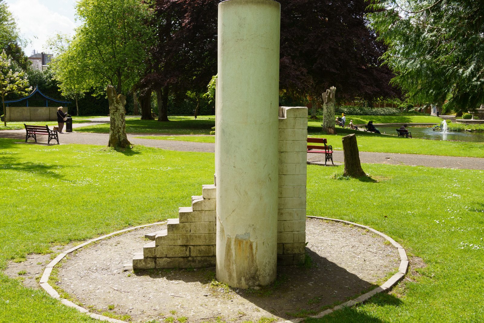 THE COIS NA LAOI SCULPTURE BY BETTY GOLD 1994 [BESIDE THE RIVER LEE IN FITZGERALD PARK 2022]-224519-1