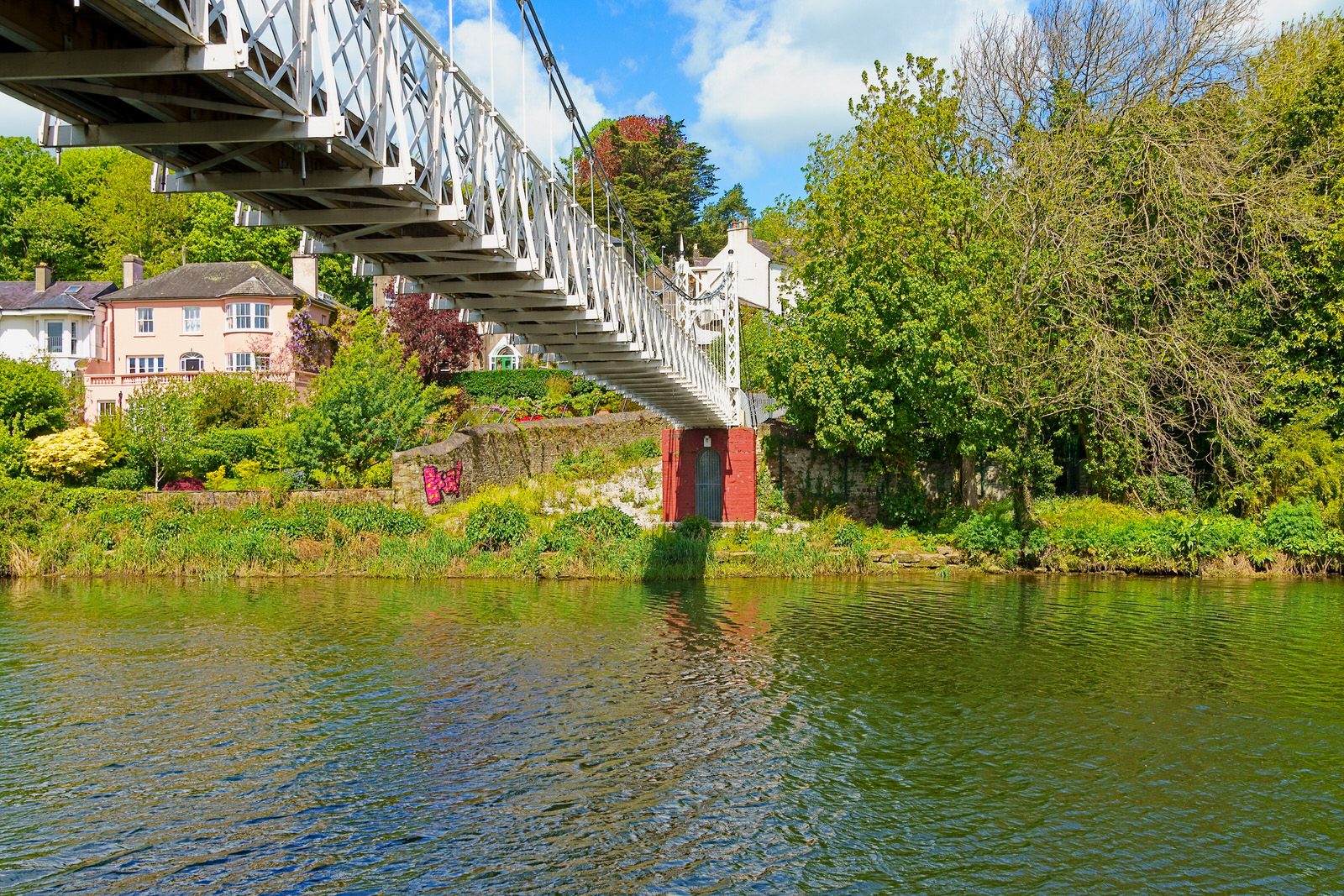 THE SHAKY OR THE SHAKEY BRIDGE [PHOTOGRAPHED MAY 2022 REPROCESSED IN OCTOBER 2023]-224500-1