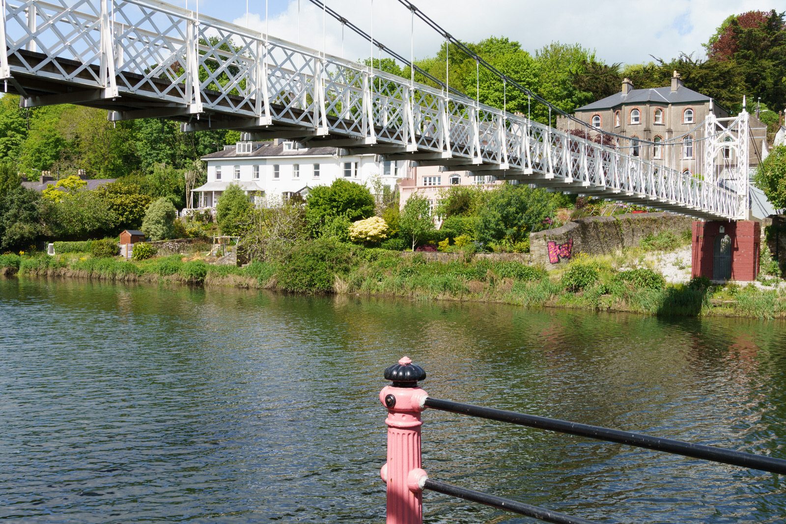 THE SHAKY OR THE SHAKEY BRIDGE [PHOTOGRAPHED MAY 2022 REPROCESSED IN OCTOBER 2023]-224501-1