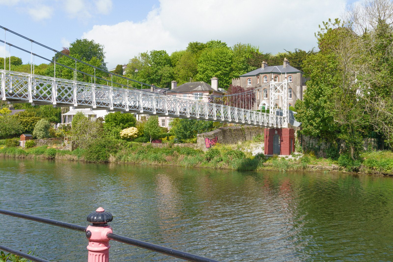 THE SHAKY OR THE SHAKEY BRIDGE [PHOTOGRAPHED MAY 2022 REPROCESSED IN OCTOBER 2023]-224503-1