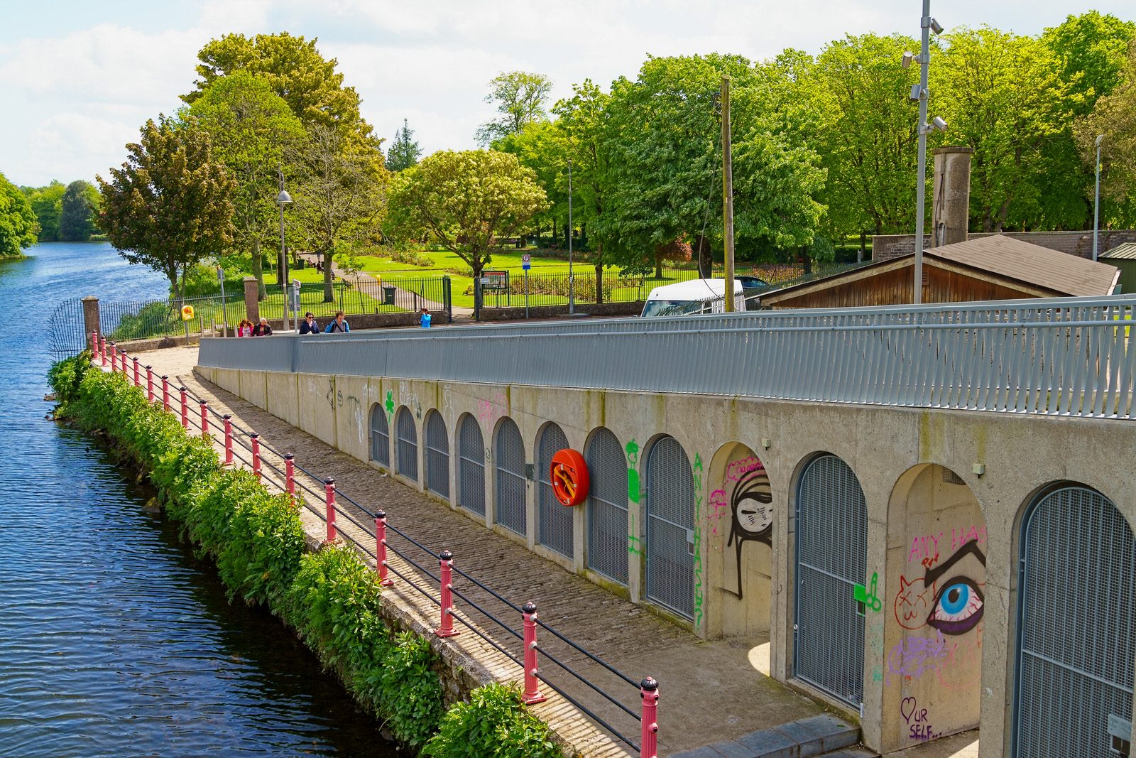 THE SHAKY OR THE SHAKEY BRIDGE [PHOTOGRAPHED MAY 2022 REPROCESSED IN OCTOBER 2023]-224514-1