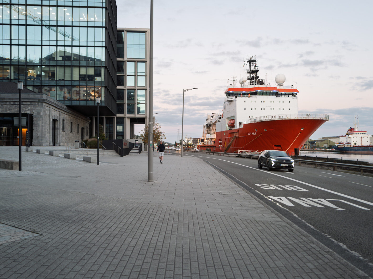 AETHRA (IMO 9181481) DOCKED ON THE RIVER LEE IN CORK CITY [NEXT TO THE TRAIN STATION]-256961-1