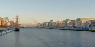 PANORAMA VIEWS - DUBLIN DOCKLANDS [DECEMBER 2010]-245175-1 SONY DSC