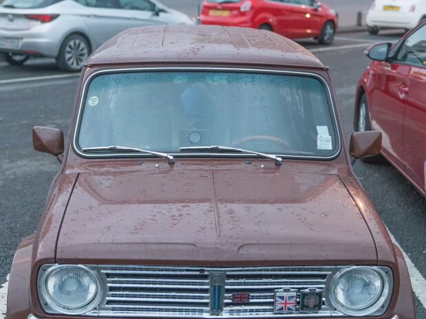 MINI CLUBMAN