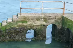 CLONTARF PIER AND SLIPWAY [NEAR THE CLONTARF YACHT CLUB]-244434-1