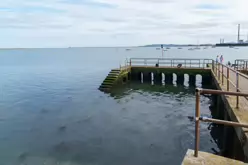 CLONTARF PIER AND SLIPWAY [NEAR THE CLONTARF YACHT CLUB]-244437-1