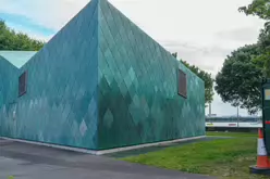 THE 2004 PUMPING STATION IN CLONTARF [A RATHER INTERESTING BUILDING]-244402-1