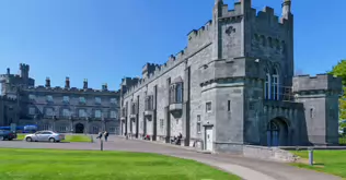KILKENNY CASTLE [PHOTOGRAPHS PLUS A DETAILED HISTORY]-245396-1