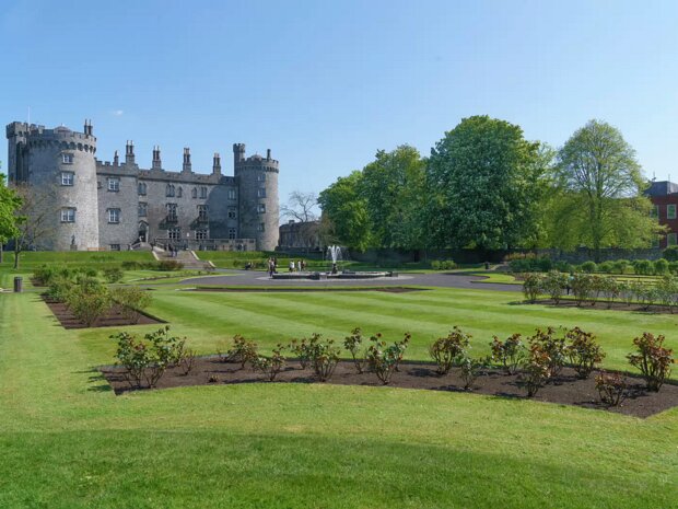 KILKENNY CASTLE ESTATE Kilkenny Castle's grounds offer a captivating experience, even without venturing inside the castle walls. Here's why you...