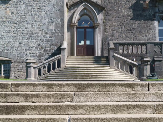 KILKENNY CASTLE Kilkenny Castle, a prominent landmark in County Kilkenny, Ireland, boasts a rich and complex history spanning over 800...