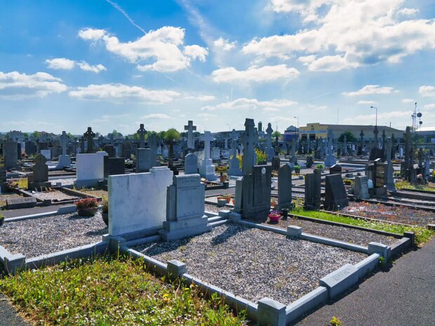 ST KIERAN'S CEMETERY St Kieran's Cemetery,on Hebron Road in Kilkenny, is a significant landmark that reflects the city's evolving...