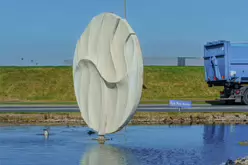 POISE IS A SCULPTURE BY ANGELA CONNER [PARK WEST BUSINESS PARK DUBLIN MAY 2017]-244097-1