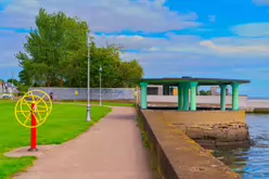 RETRO WIND SHELTERS AND OTHER STRUCTURES IN CLONTARF [DESIGNED IN 1934 BY HERBERT SIMMS]-244373-1