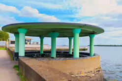 RETRO WIND SHELTERS AND OTHER STRUCTURES IN CLONTARF [DESIGNED IN 1934 BY HERBERT SIMMS]-244374-1