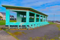 RETRO WIND SHELTERS AND OTHER STRUCTURES IN CLONTARF [DESIGNED IN 1934 BY HERBERT SIMMS]-244380-1