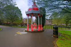 THE RUSSELL MEMORIAL FOUNTAIN [THIS IS A FAVOURITE OF MINE]-244585-1