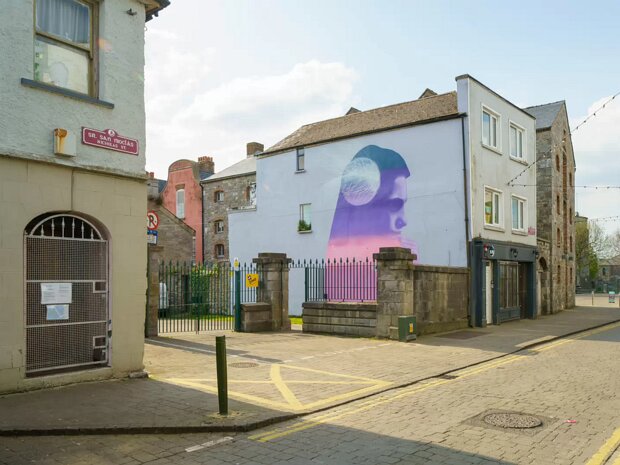 STRENGTH IN FRAGILITY The Mural: EMIC's mural is a vibrant and poignant depiction of hope and solidarity. It portrays individuals supporting...