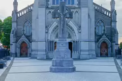 ST PETER'S CHURCH IN PHIBSBOROUGH [HAS A NUMBER OF STUNNING HARRY CLARKE CREATIONS]-244096-1