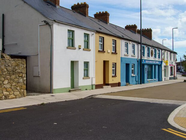 LOWER KILMACUD ROAD In August 2022, I took the Luas tram to the Kilmacud stop and walked to Stillorgan. Based on my experience, this wasn't...